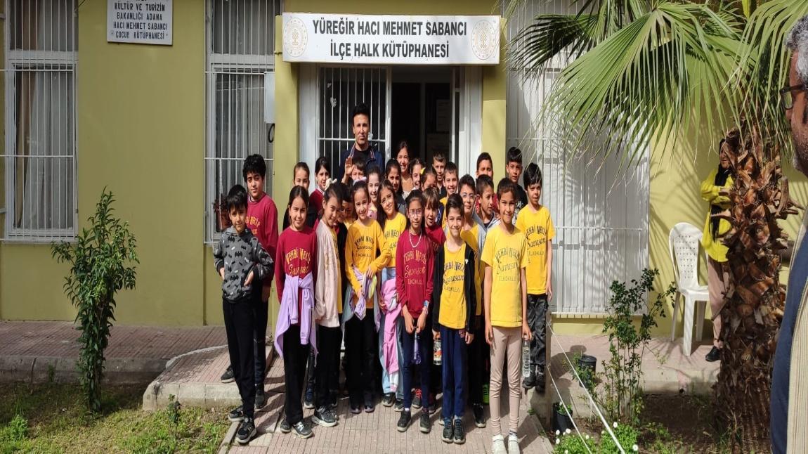  Oktay Demircioğlu  öğretmenimizin,öğrencileriyle Yüreğir Hacı Mehmet Sabancı İlçe Halk kütüphanesine ziyaretleri